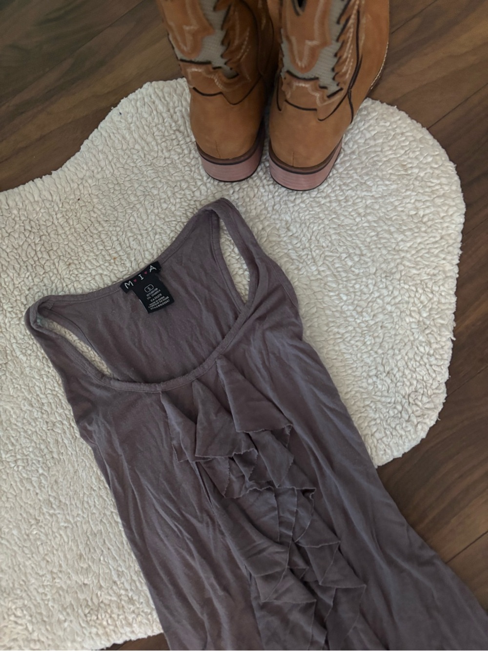 🤎Y2K RUFFLE TANK TOP - Picture 3 of 5